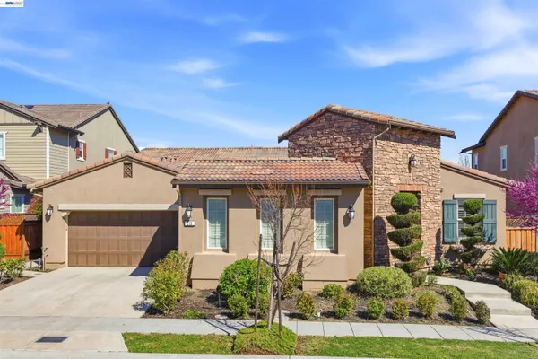 $1,088,000 | 215 Cara Court, Mountain House, CA 95391