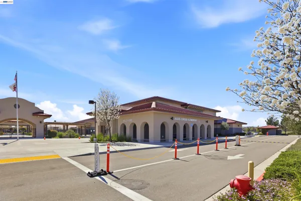 $1,088,000 | 215 Cara Court, Mountain House, CA 95391