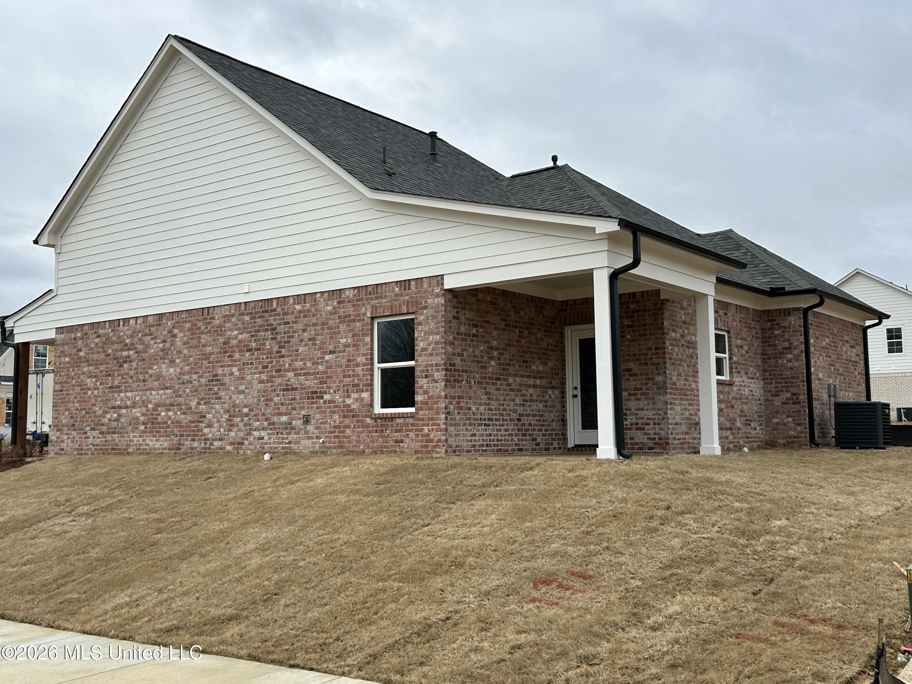 6089 River Birch Road East Walls, MS 38680 - Photo 2 of 12 IMG_1341