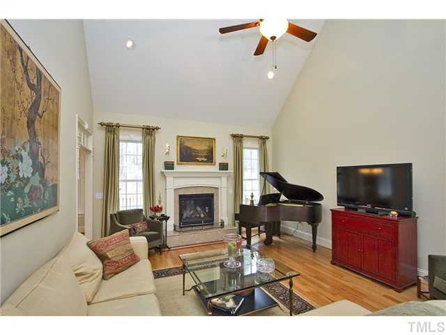 1004 Widgeon Way Raleigh, NC 27603 - Photo 8 of 25 Gallery Image 8
