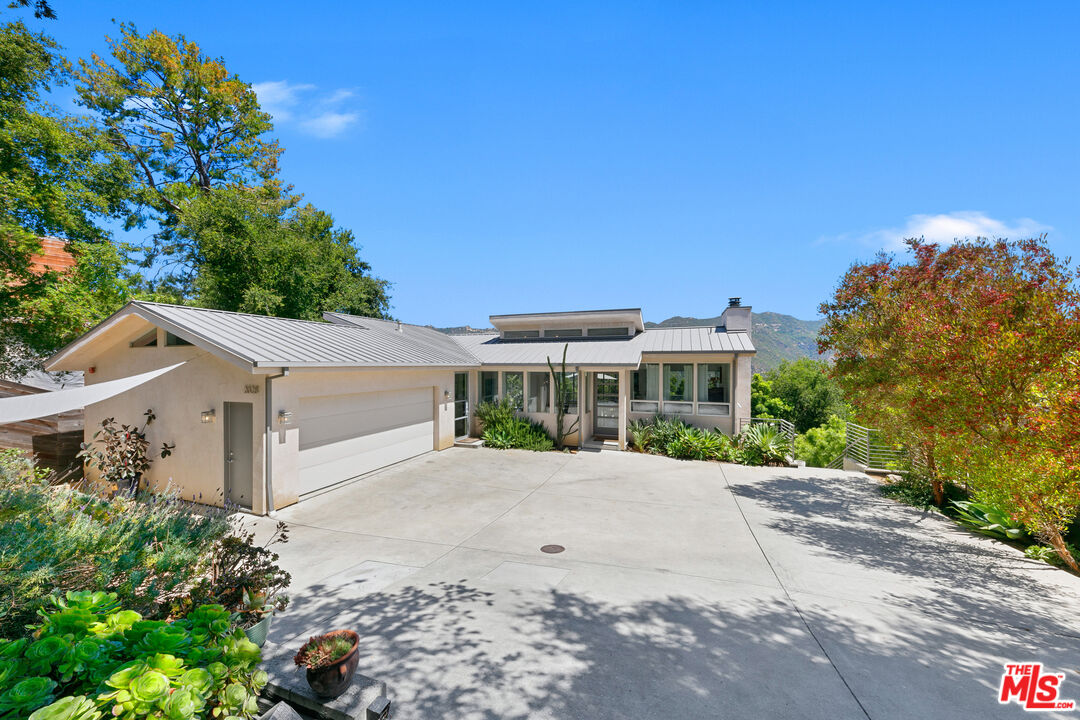 2028 Corral Canyon Road Malibu, CA 90265 - Photo 4 of 44