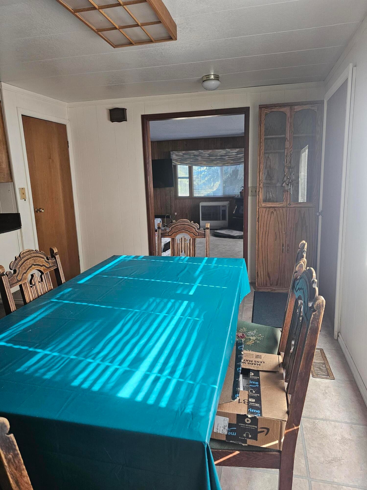 39550 Modoc Point Road Chiloquin, OR 97624 - Photo 28 of 29 Dining Room