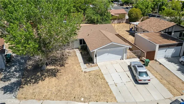 $389,999 | 3607 West Avenue K-11, Lancaster, CA 93536