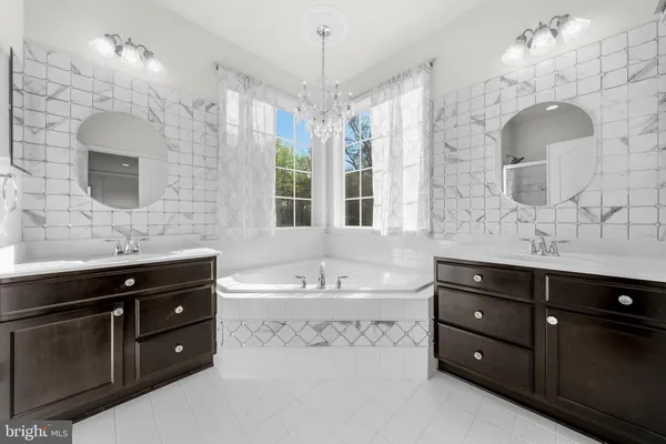 $999,999 | 10008 Thomas Brooke Place, Upper Marlboro, MD 20772