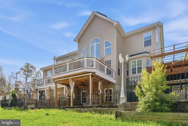 $999,999 | 10008 Thomas Brooke Place, Upper Marlboro, MD 20772