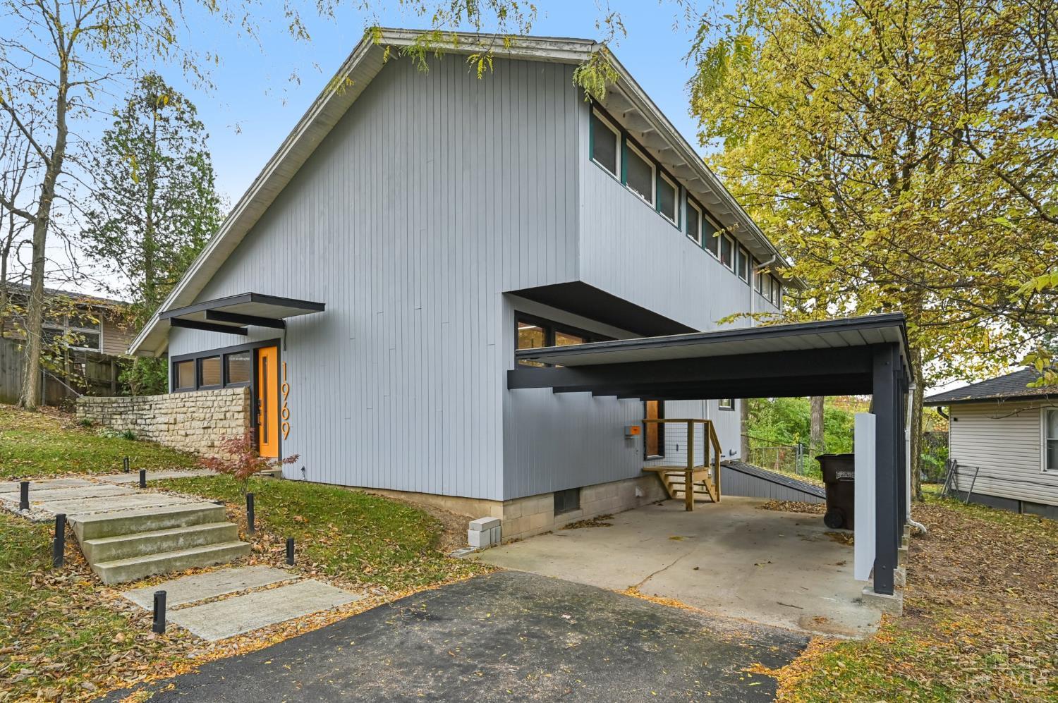 1969 Westgate Road Springfield, OH 45504 - Photo 3 of 39 Gallery Image 3