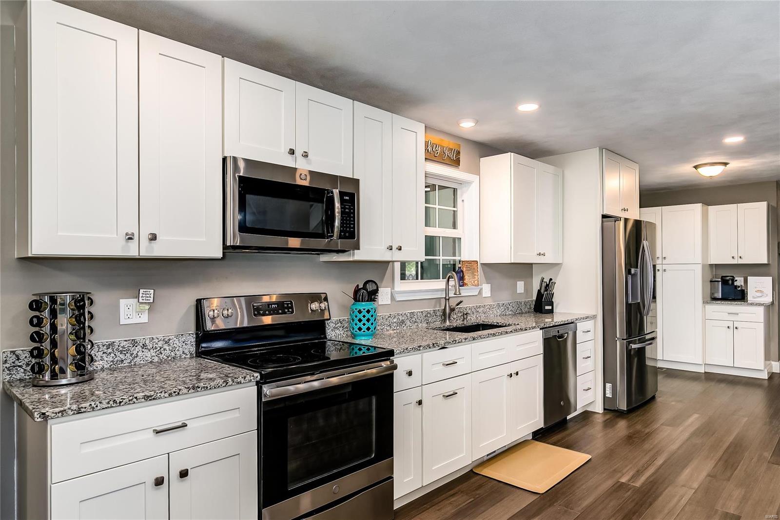 911 Indian Springs Road O'Fallon, IL 62269 - Photo 12 of 30 Gallery Image 12
