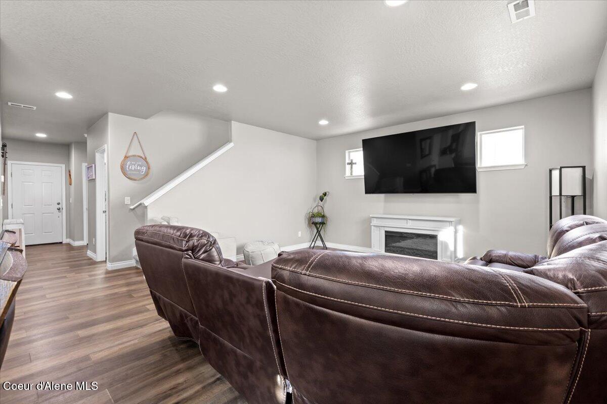 1020 West Jenicek Loop Post Falls, ID 83854 - Photo 17 of 67 Great Space for the Family