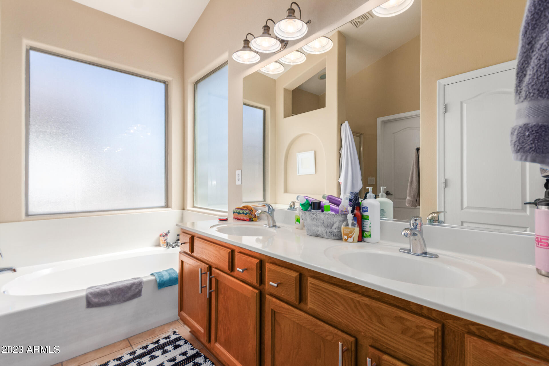 6549 West Cordes Road Phoenix, AZ 85043 - Photo 13 of 19 23 - Cordes