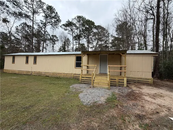 $1,000 | 1222 White Dr N East, Townsend, GA 31331