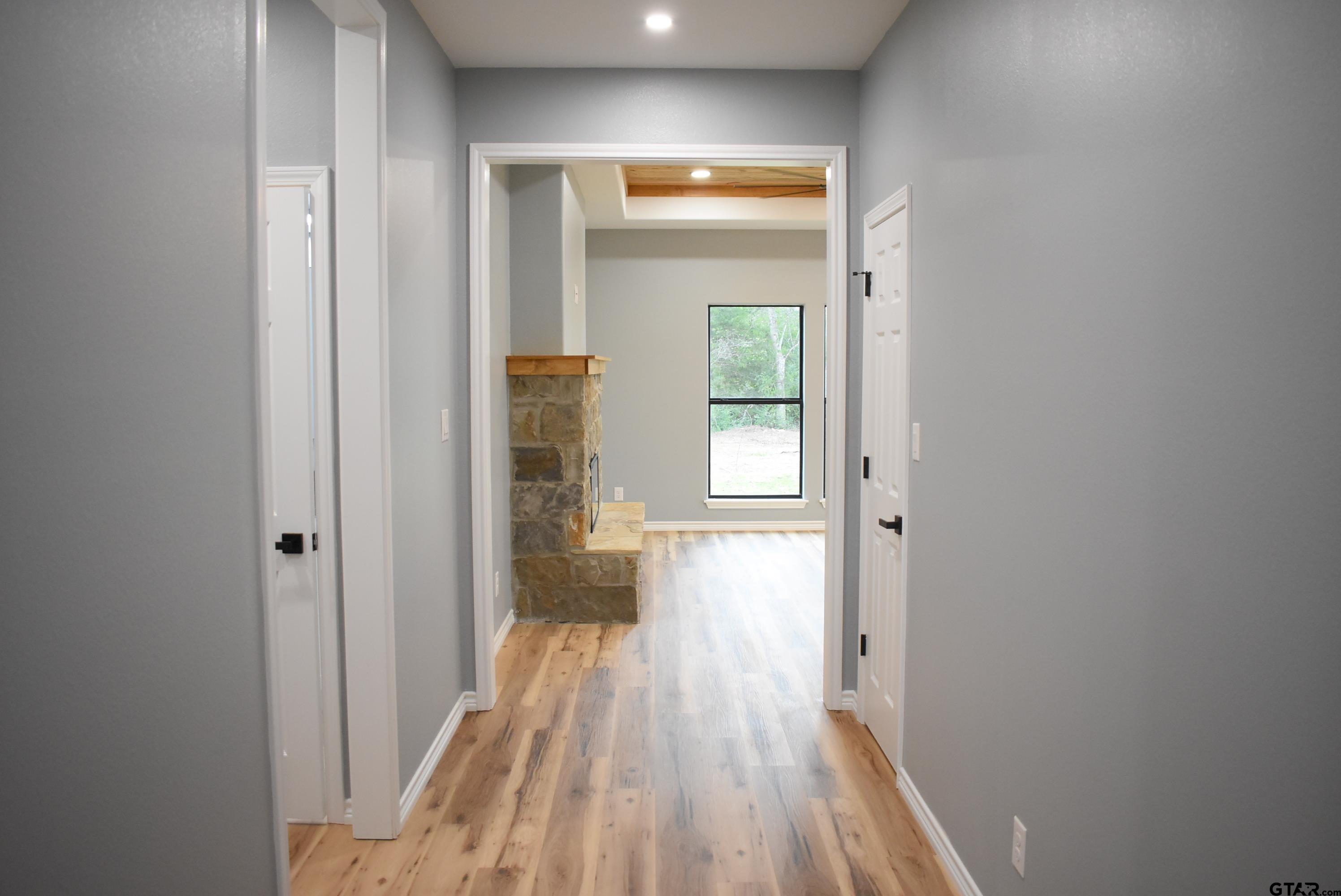 162 Ruby Lane Nacogdoches, TX 75965 - Photo 30 of 44 wooden floor in a gallery