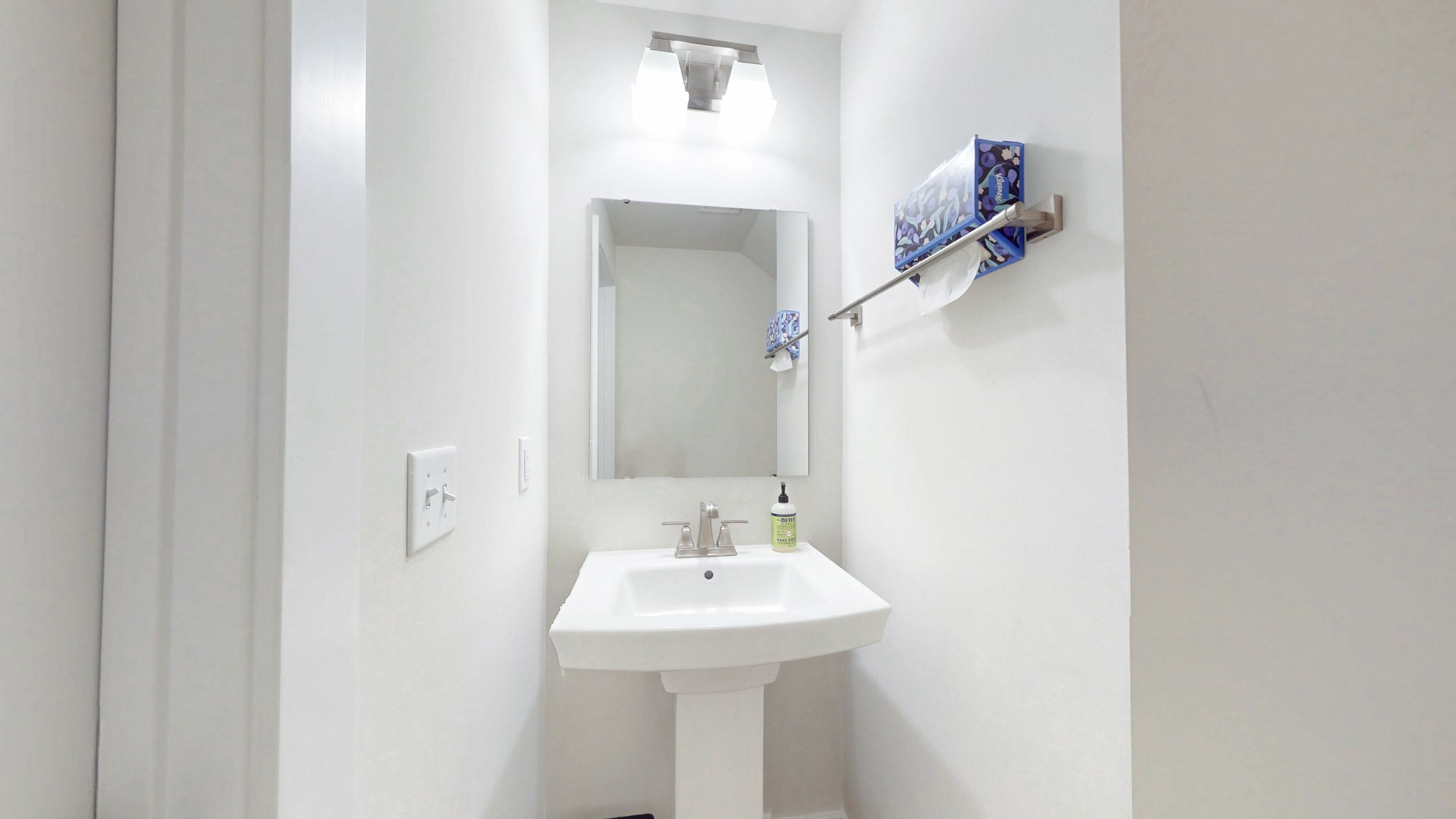 1547 Repton Road Smyrna, TN 37167 - Photo 25 of 47 a bathroom with a sink and mirror