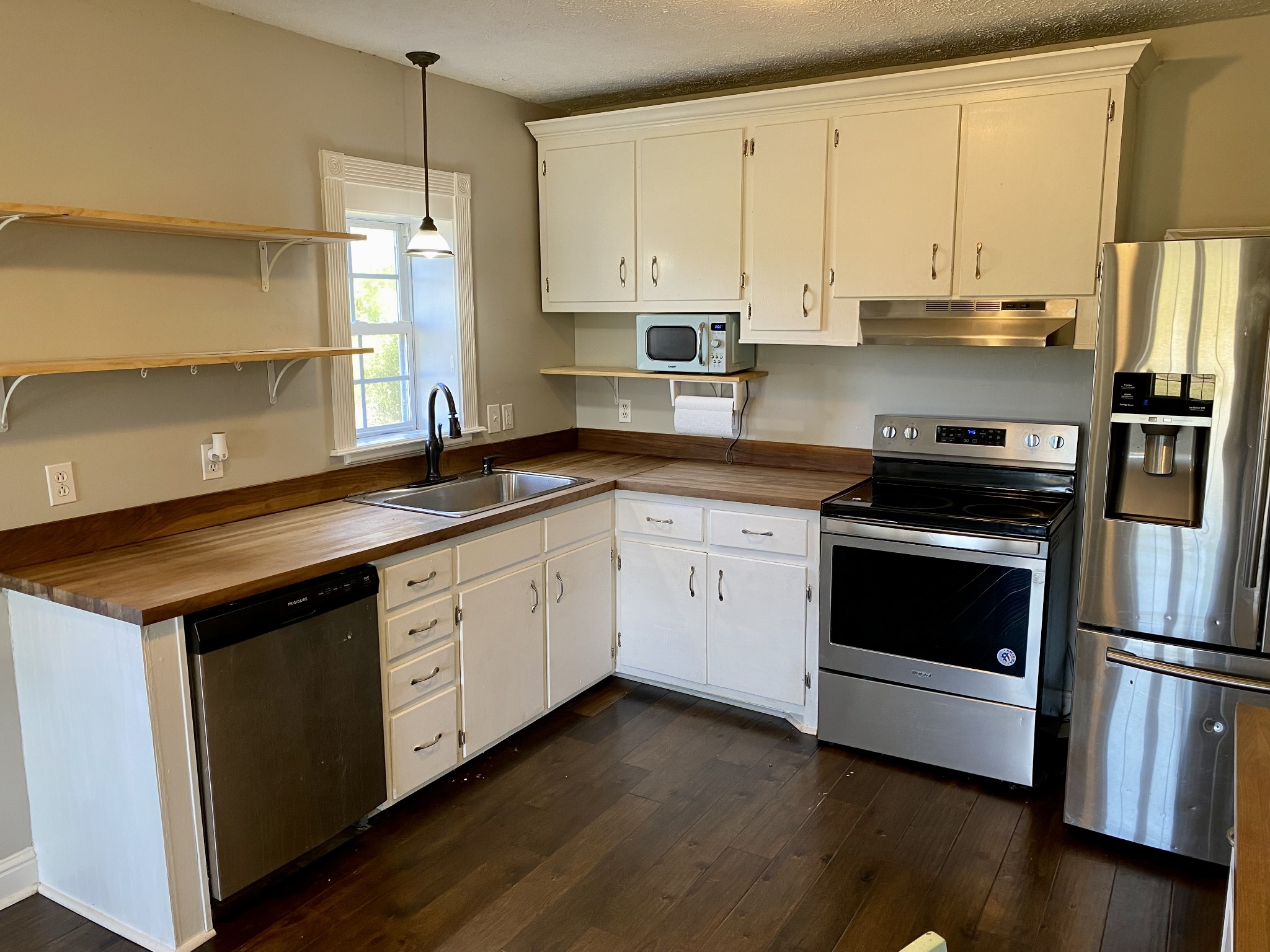 636 Walker Road Dickson, TN 37055 - Photo 7 of 16 Gallery Image 7
