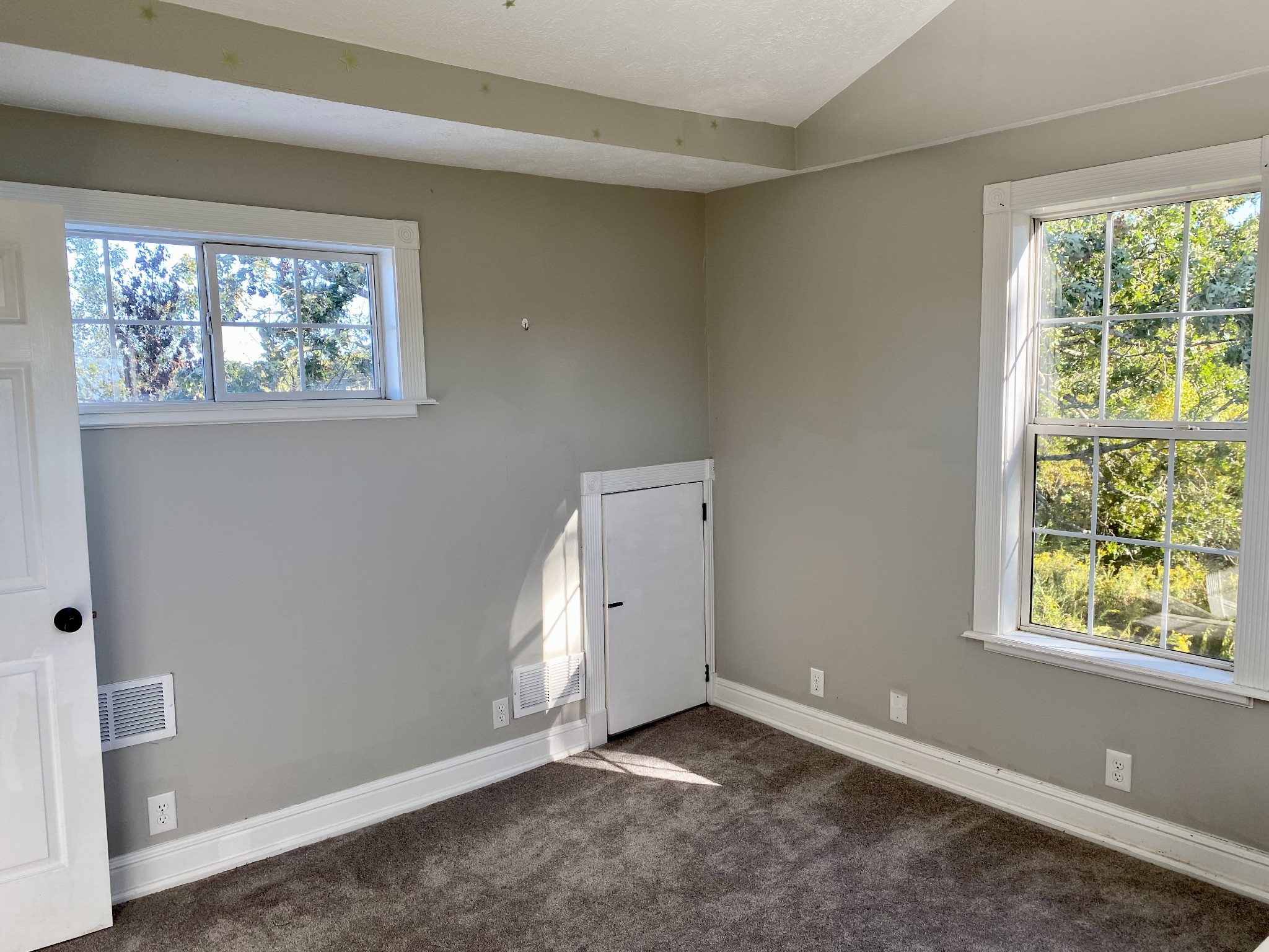 636 Walker Road Dickson, TN 37055 - Photo 9 of 16 Gallery Image 9