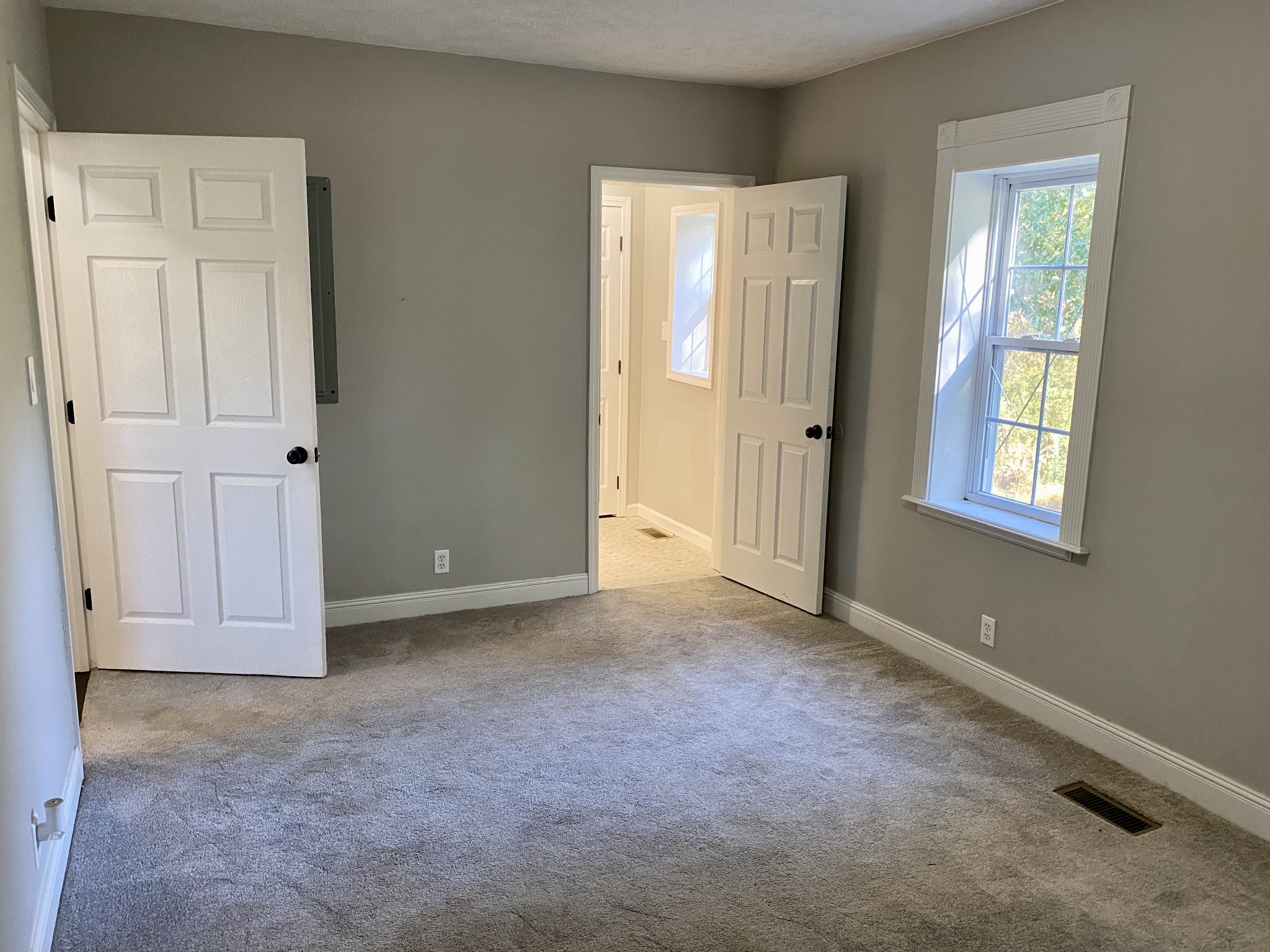 636 Walker Road Dickson, TN 37055 - Photo 10 of 16 Gallery Image 10