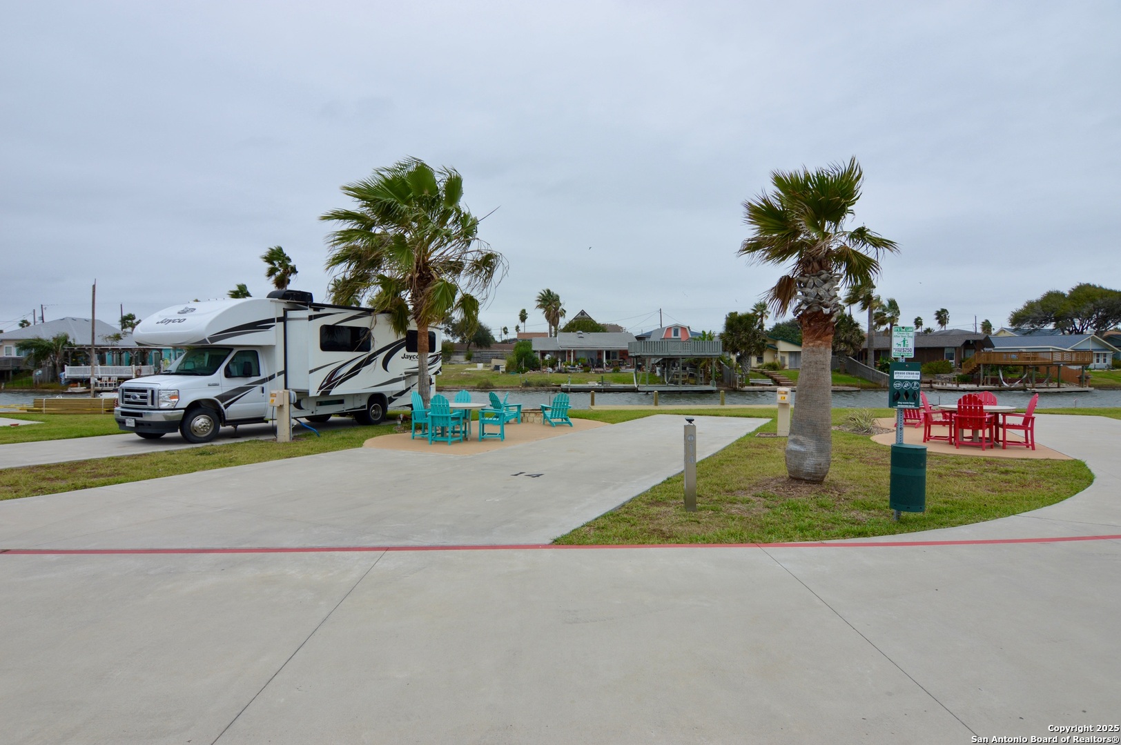 101 Caribbean Drive Corpus Christi, TX 78418 - Photo 5 of 28