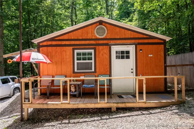 $82,500 | 2121 North High Fill Chapel Road, Taswell, IN 47175