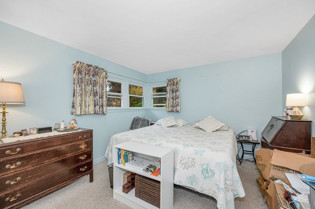 240 Larch Row Wenham, MA 01984 - Photo 20 of 41