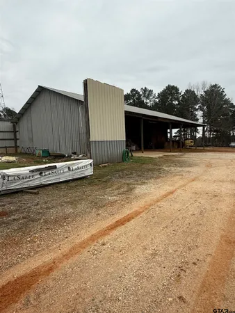 $425,000 | 1040 Fm 2682, Karnack, TX 75661