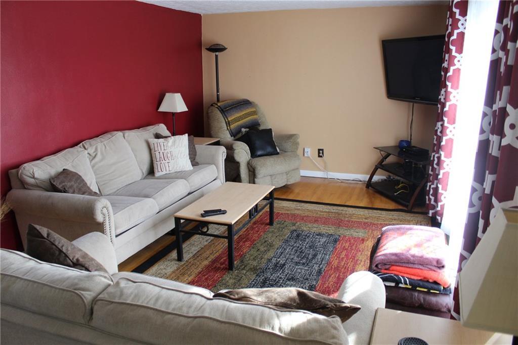 5108 West Ridgewood Road Springfield, OH 45503 - Photo 4 of 15