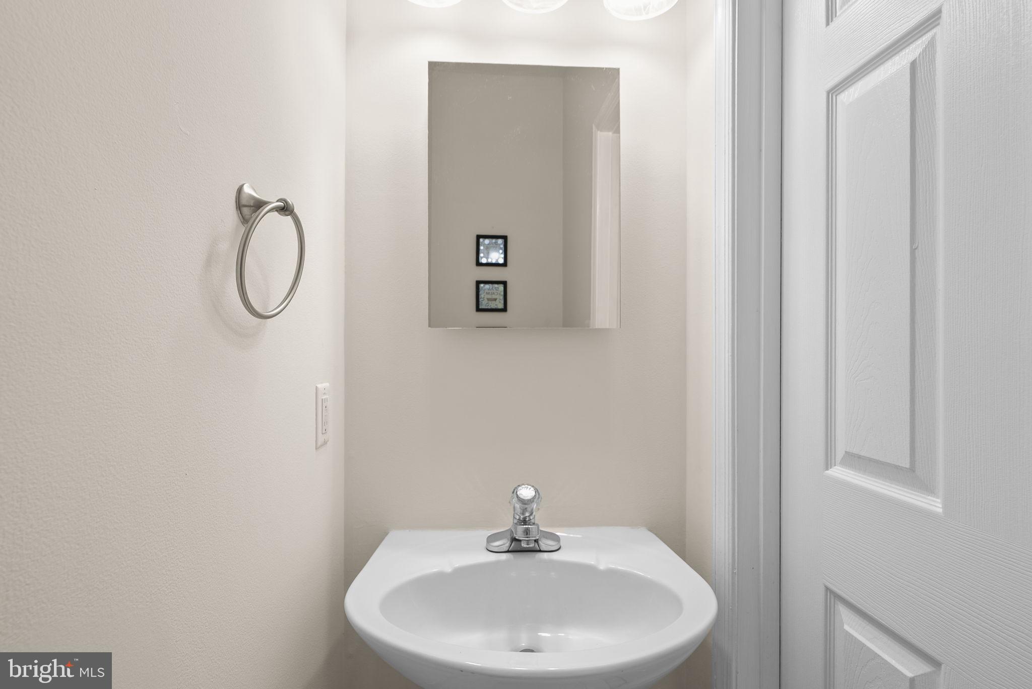 8913 Tonbridge Terrace Hyattsville, MD 20783 - Photo 17 of 42