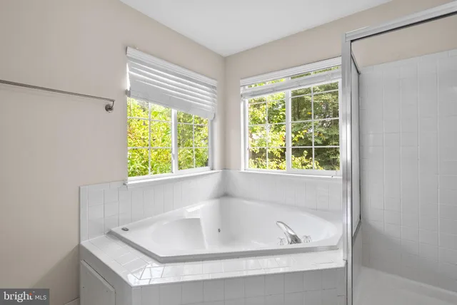 $3,995 | 8913 Tonbridge Terrace, Hyattsville, MD 20783