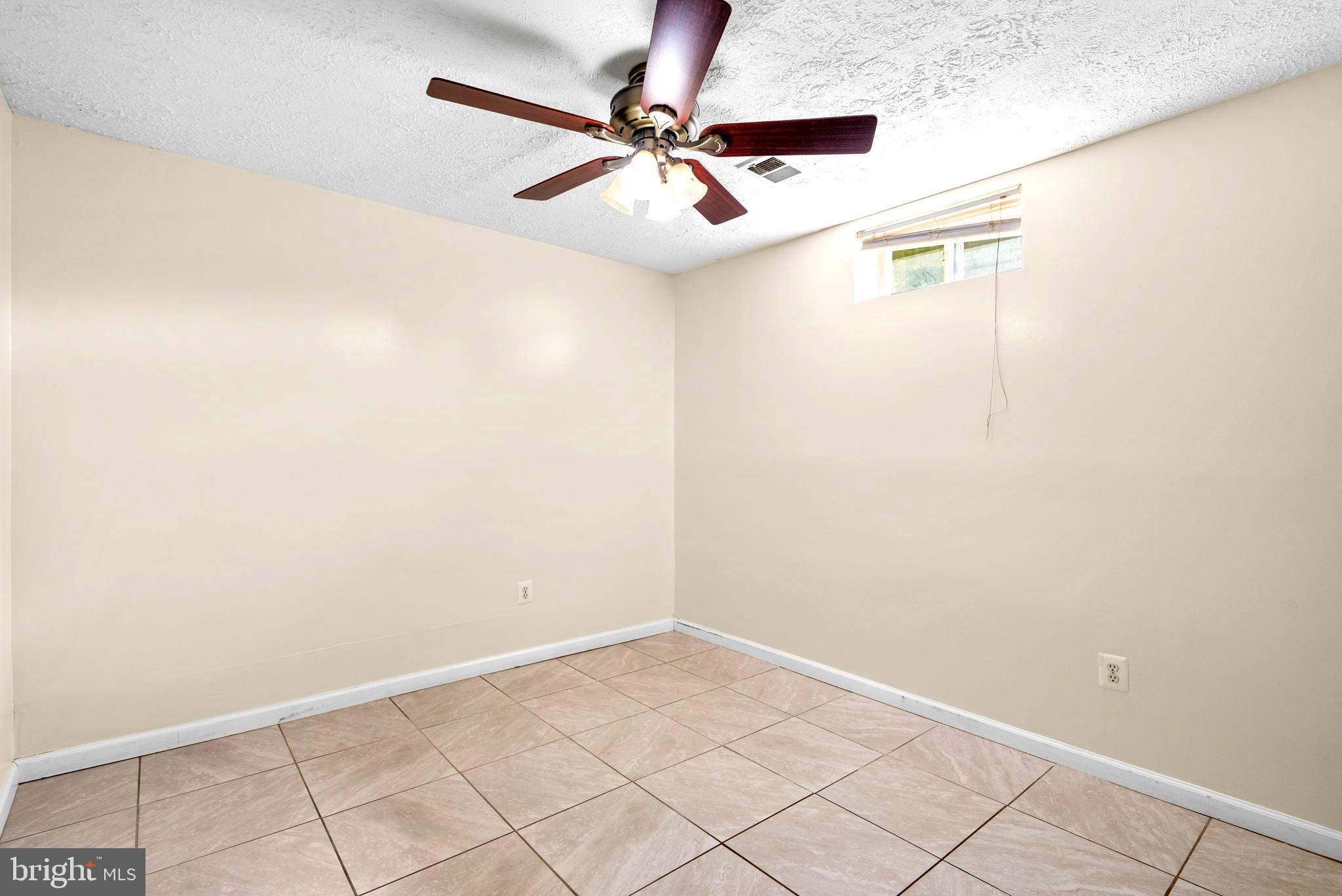 8913 Tonbridge Terrace Hyattsville, MD 20783 - Photo 34 of 42