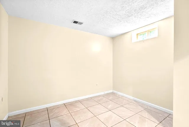 $3,995 | 8913 Tonbridge Terrace, Hyattsville, MD 20783