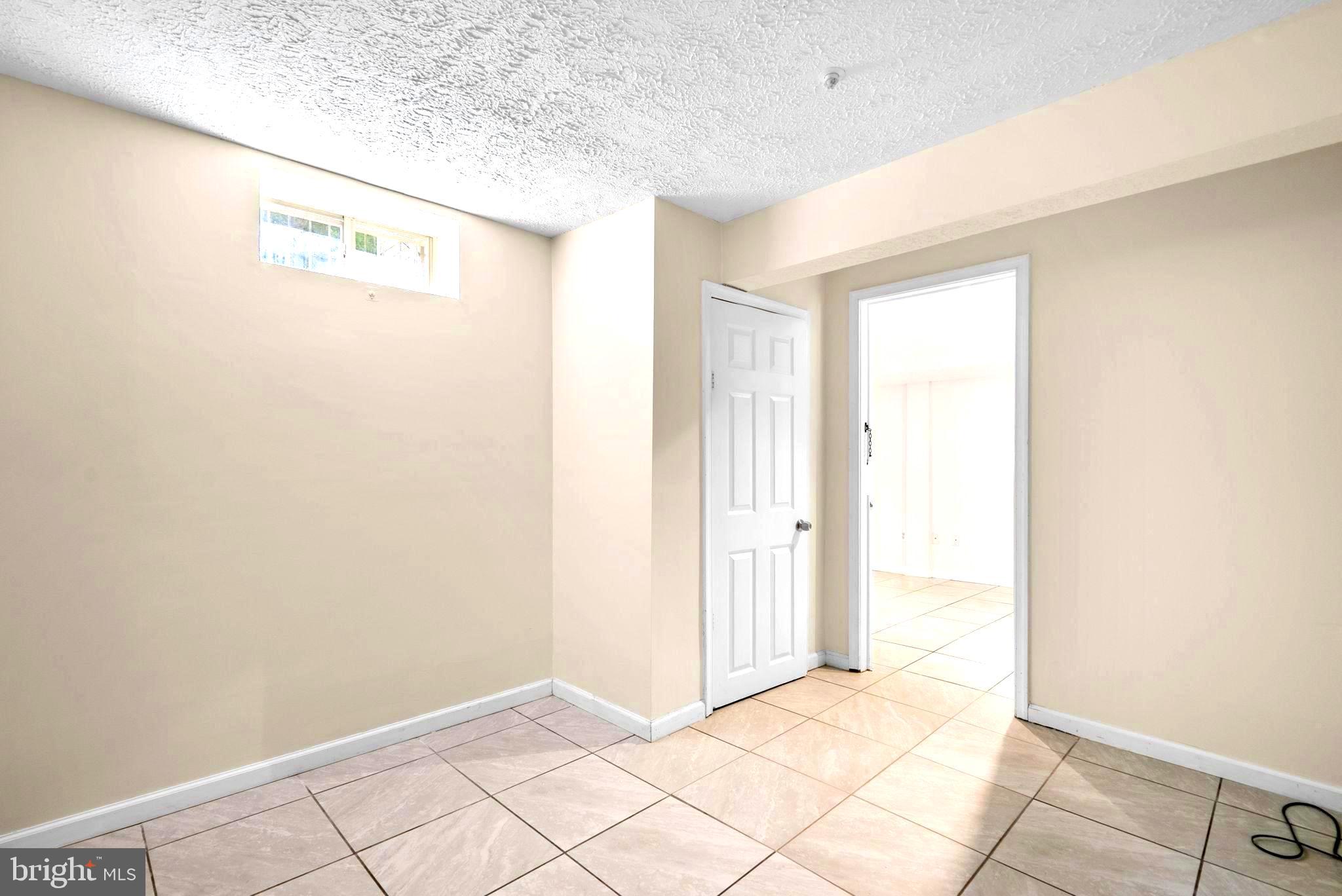 8913 Tonbridge Terrace Hyattsville, MD 20783 - Photo 36 of 42