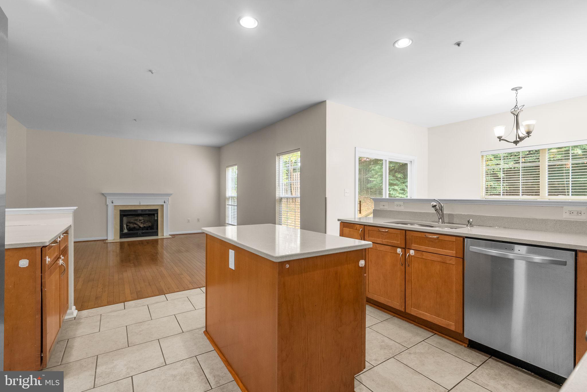 8913 Tonbridge Terrace Hyattsville, MD 20783 - Photo 10 of 42