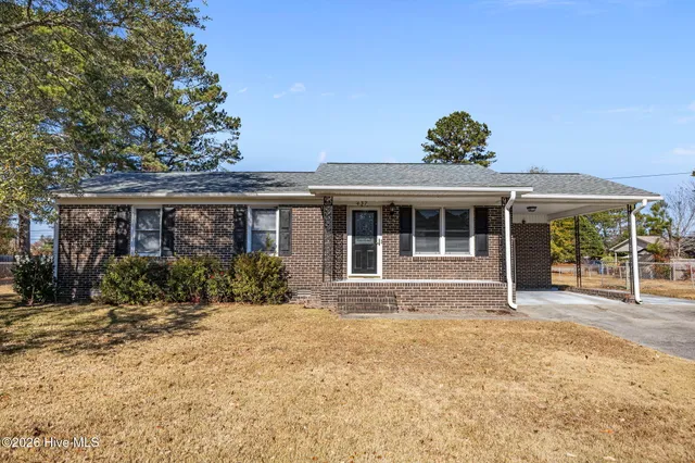 $1,450 | 437 Gayle Boulevard, Winterville, NC 28590