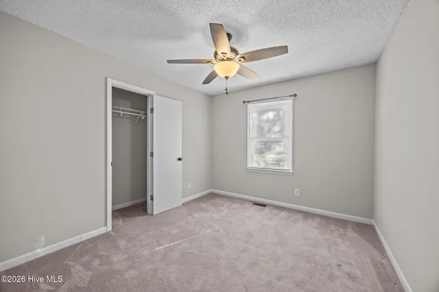 $1,450 | 437 Gayle Boulevard, Winterville, NC 28590