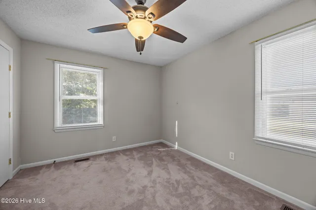 $1,450 | 437 Gayle Boulevard, Winterville, NC 28590