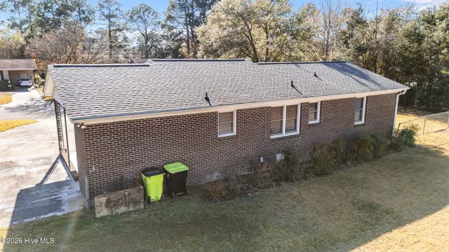 $1,450 | 437 Gayle Boulevard, Winterville, NC 28590