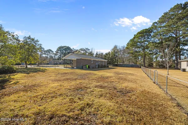 $1,450 | 437 Gayle Boulevard, Winterville, NC 28590