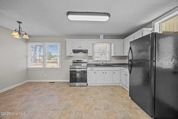 $1,450 | 437 Gayle Boulevard, Winterville, NC 28590