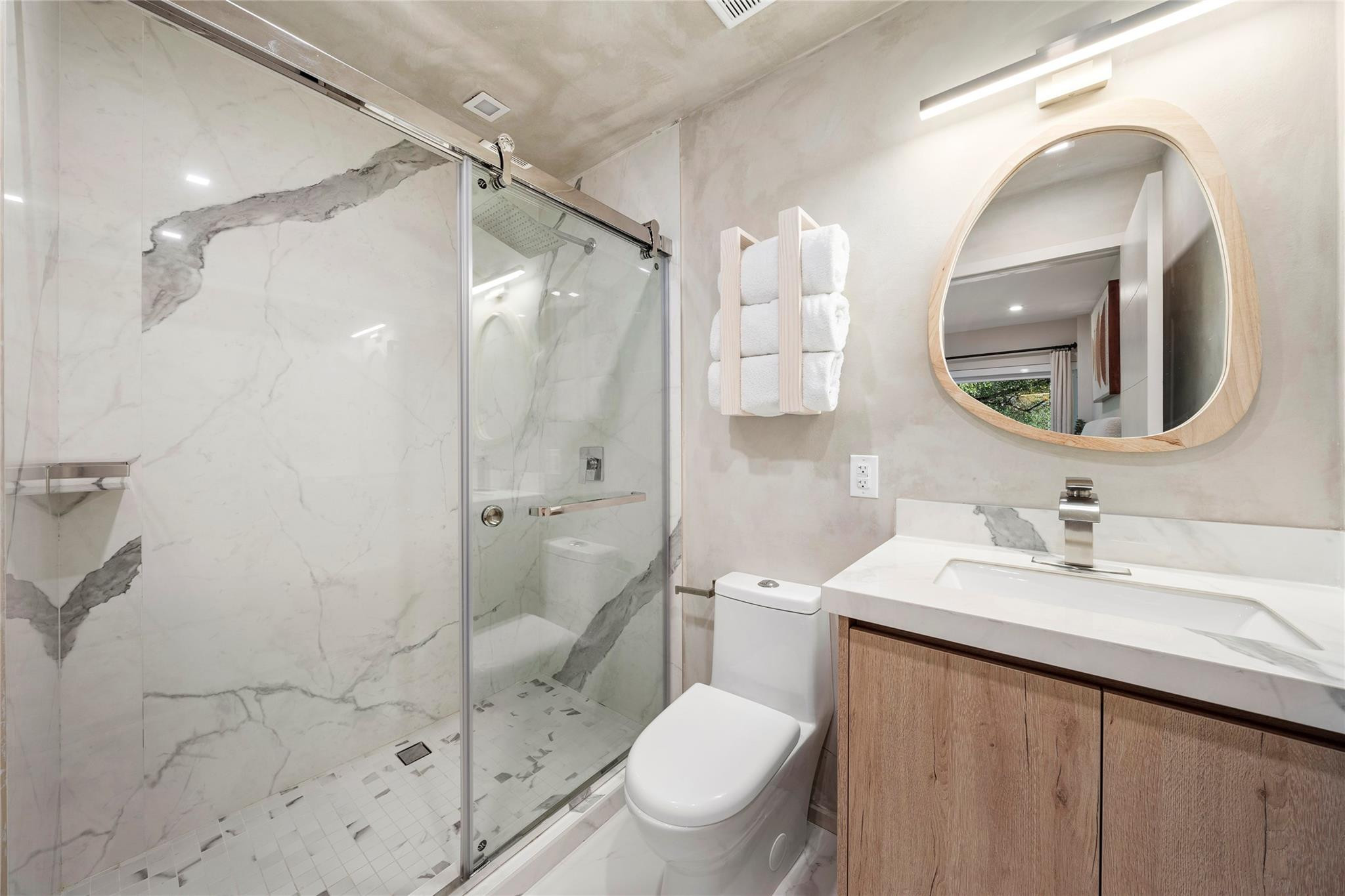 47 Southwest 21st Road Miami, FL 33129 - Photo 24 of 30 Photo 24