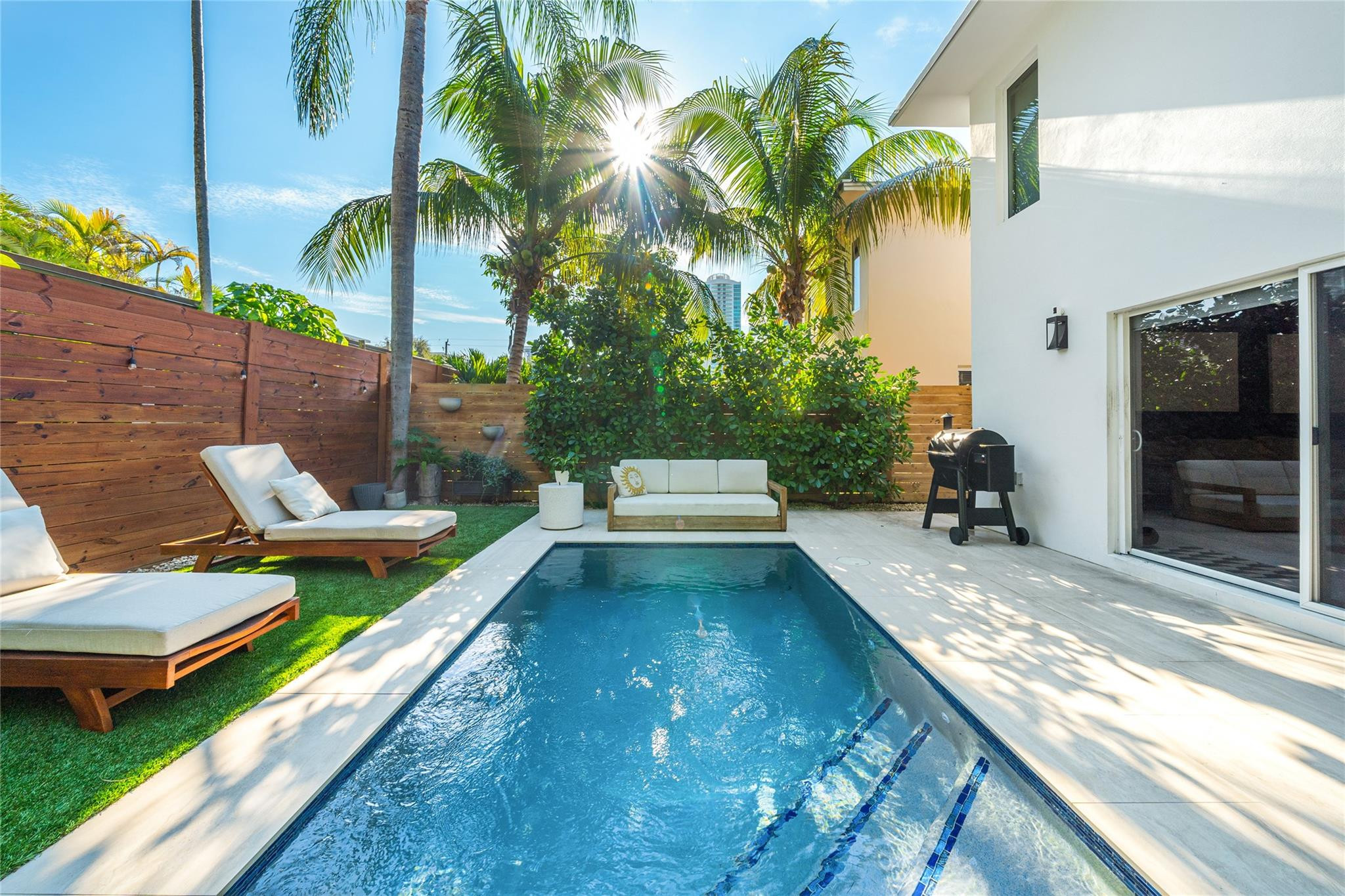 47 Southwest 21st Road Miami, FL 33129 - Photo 3 of 30 Photo 3