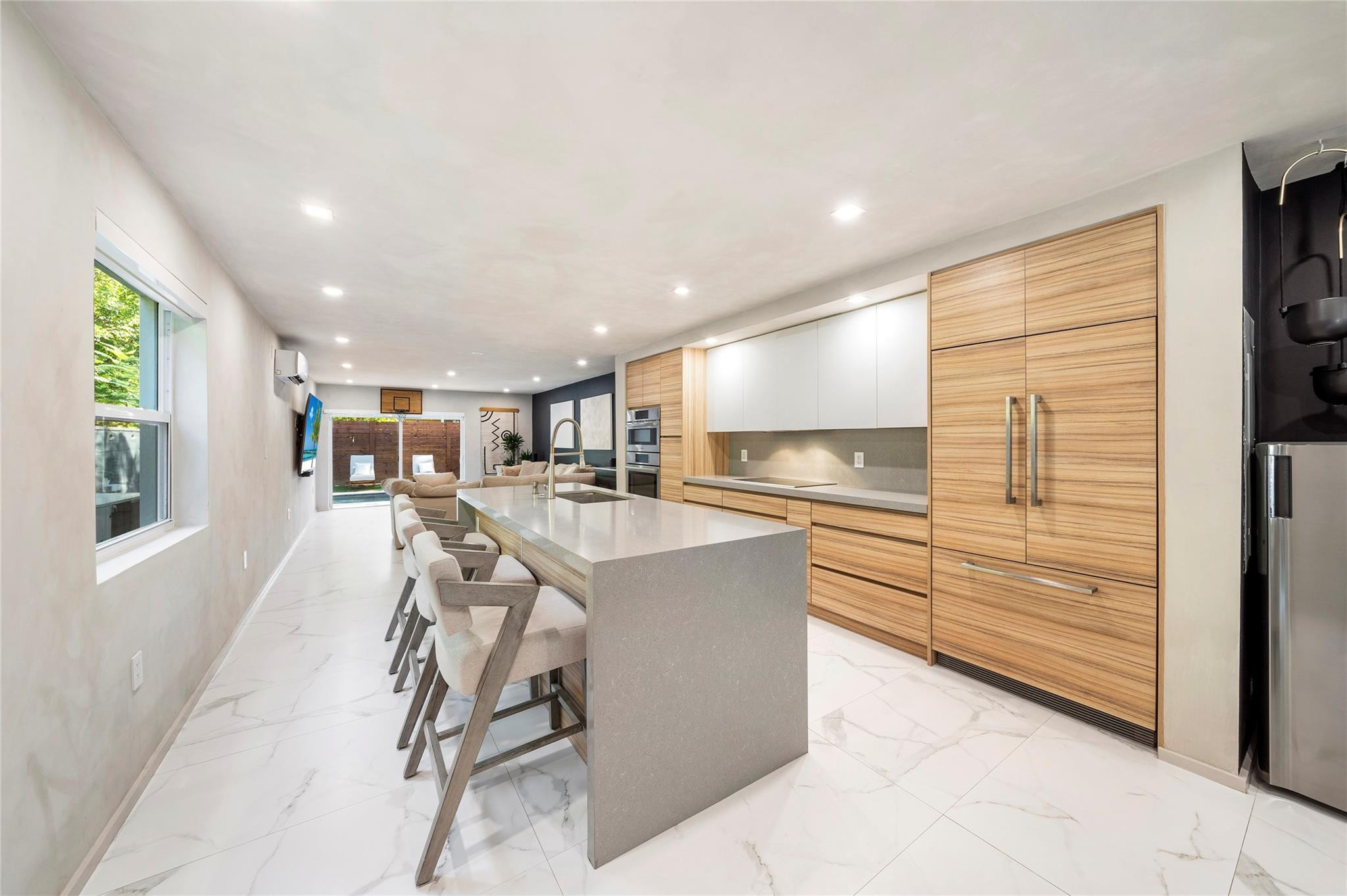 47 Southwest 21st Road Miami, FL 33129 - Photo 6 of 30 Photo 6