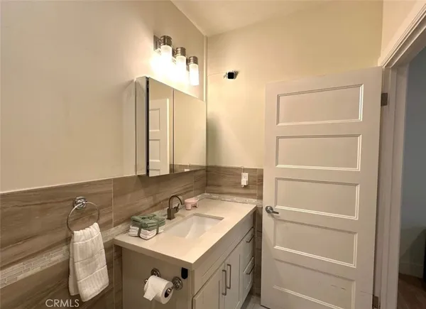 $1,900,000 | 646 Courson Drive, Anaheim, CA 92804