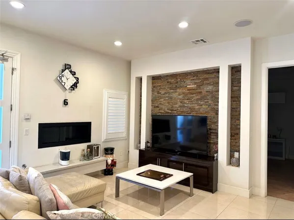 $2,300,000 | 646 Courson Drive, Anaheim, CA 92804