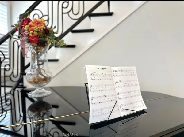 $1,900,000 | 646 Courson Drive, Anaheim, CA 92804