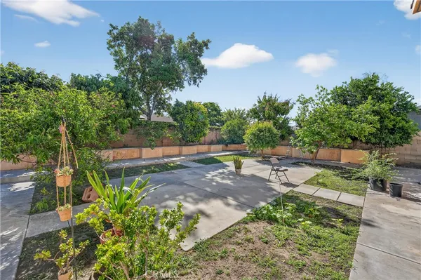 $2,300,000 | 646 Courson Drive, Anaheim, CA 92804