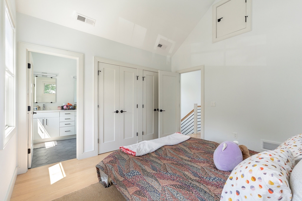 9 Jackson Street, Unit 9 Cambridge, MA 02140 - Photo 14 of 33
