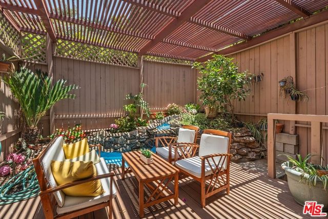 $1,975,000 | 3928 Clayton Avenue, Los Angeles, CA 90027
