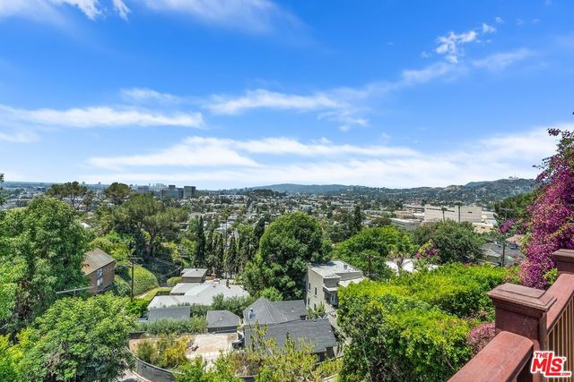 $1,975,000 | 3928 Clayton Avenue, Los Angeles, CA 90027