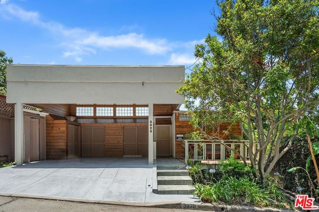 $1,975,000 | 3928 Clayton Avenue, Los Angeles, CA 90027