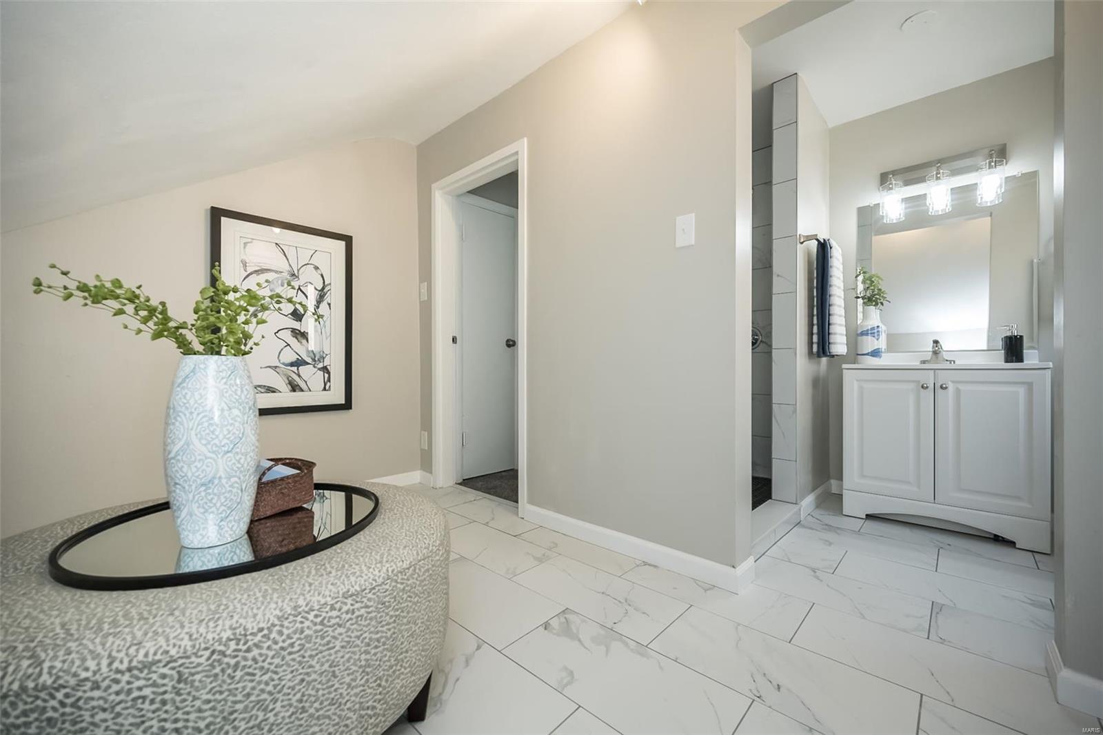 8230 Natural Bridge Road St. Louis, MO 63121 - Photo 44 of 58