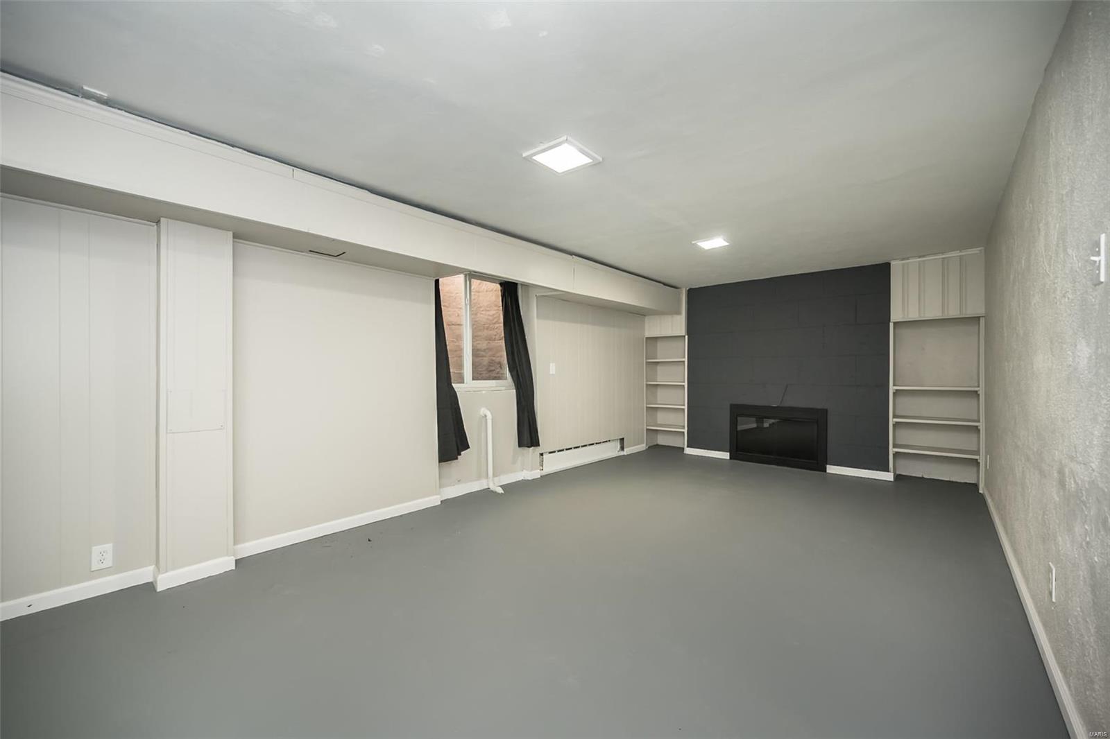 8230 Natural Bridge Road St. Louis, MO 63121 - Photo 49 of 58