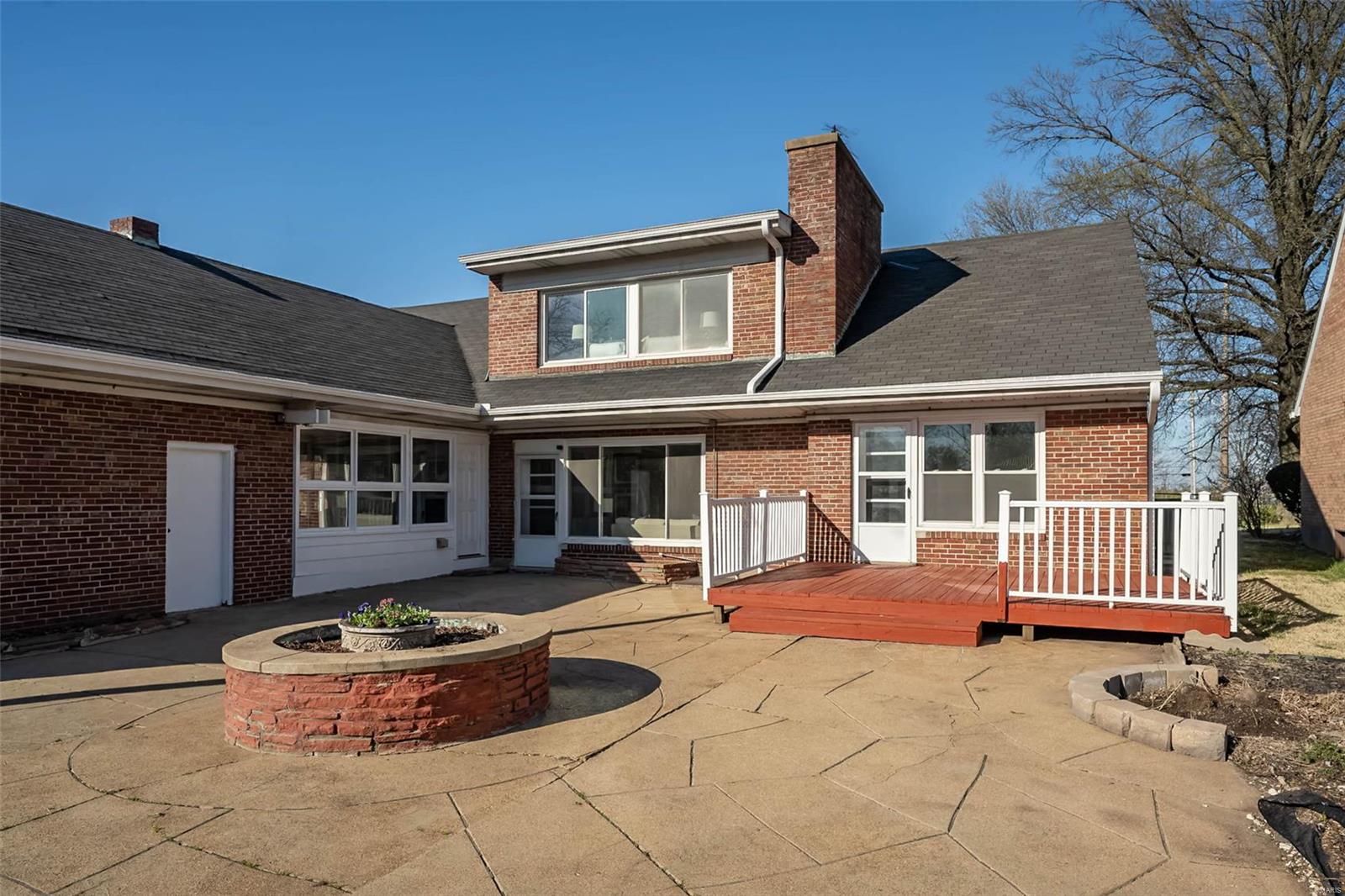 8230 Natural Bridge Road St. Louis, MO 63121 - Photo 53 of 58